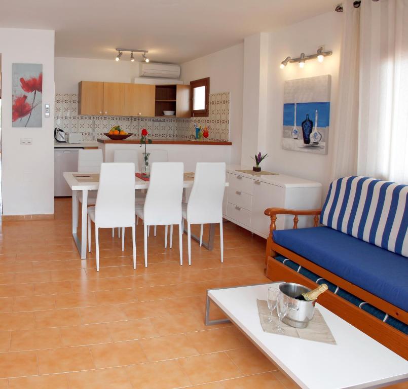 Typic Sandic Apartments Es Cana 객실 사진